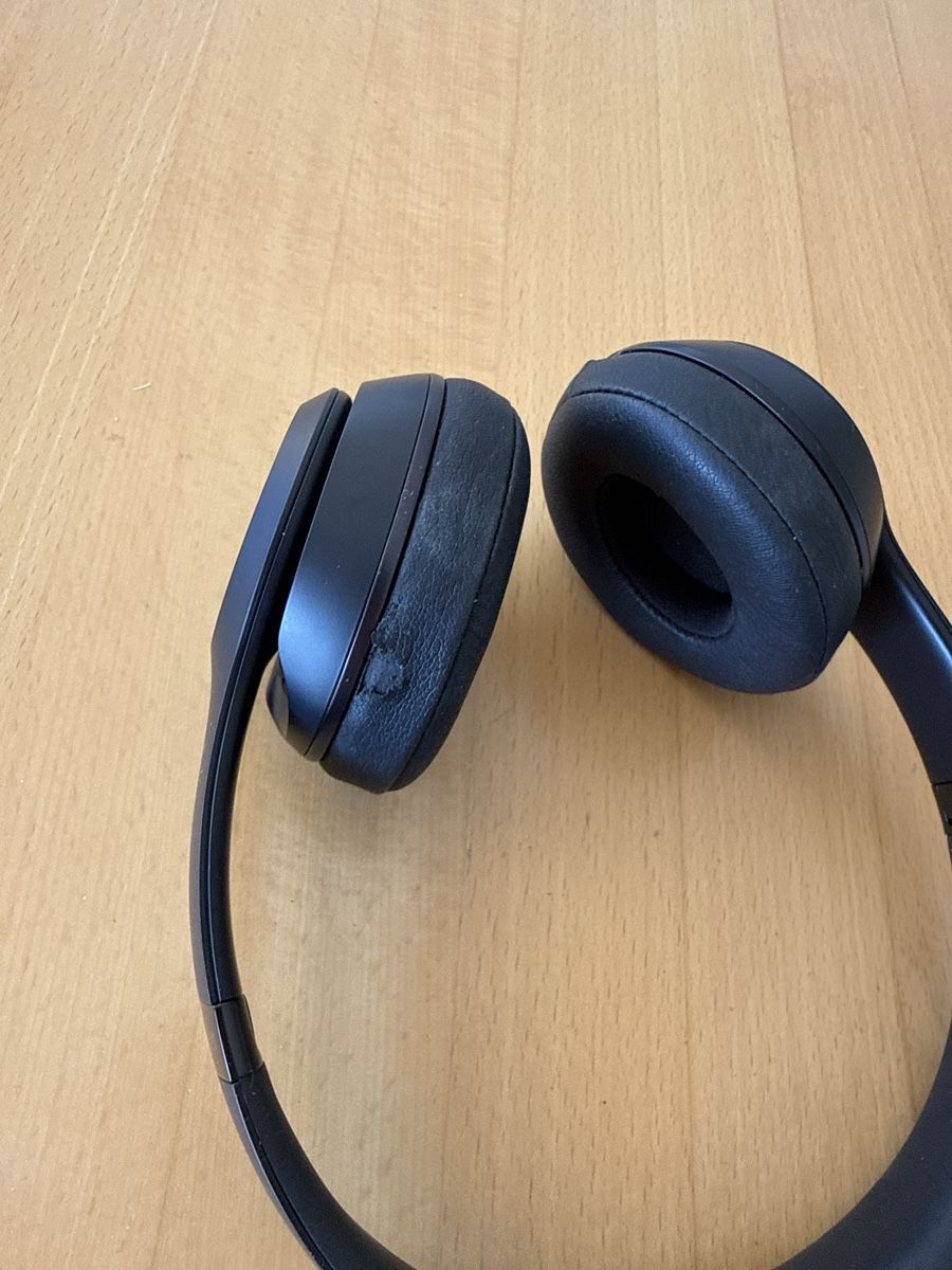 Beats Kopfhörer: Kopfhörer Beats Solo 3 – Gebraucht aus Brugg AG von Wasserschlossblick 3