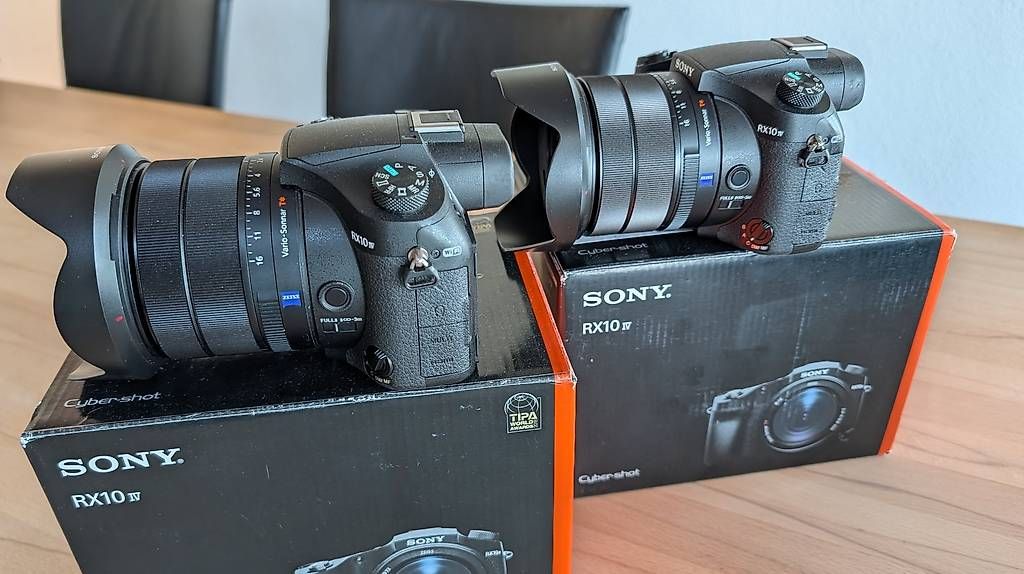 Sony Kamera: Sony RX10 IV in Top Zustand – Gebraucht aus Menzingen von S.F.T
