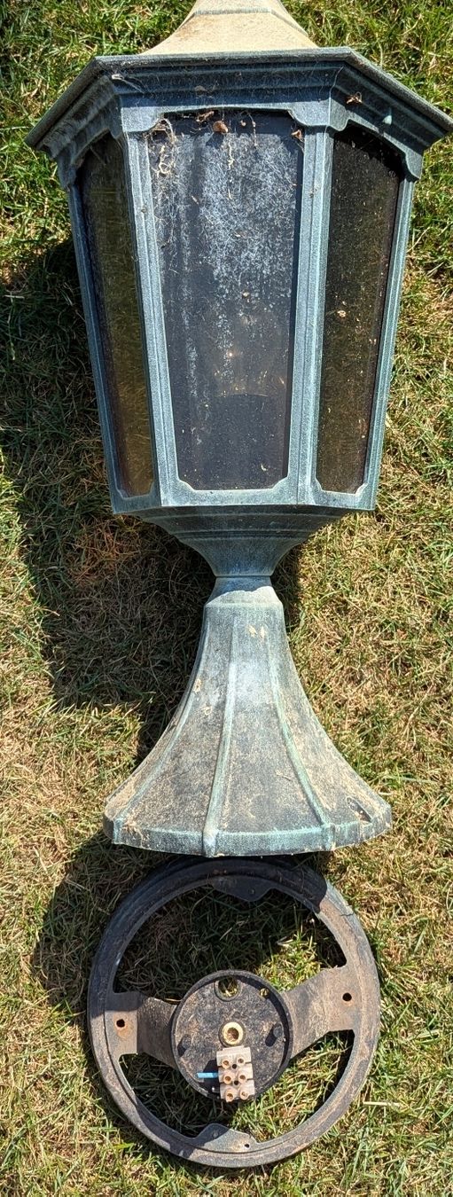 Lanterne: Gartenlaterne Metall Beleuchtung – Usato da Riniken venduto da ChristophKeys 1