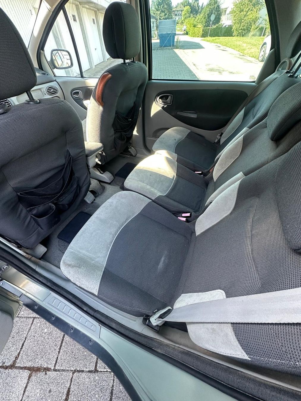 Autos: Renault Mégane Scénic Rx4 – Gebraucht aus Düdingen von Isenschmid52 4