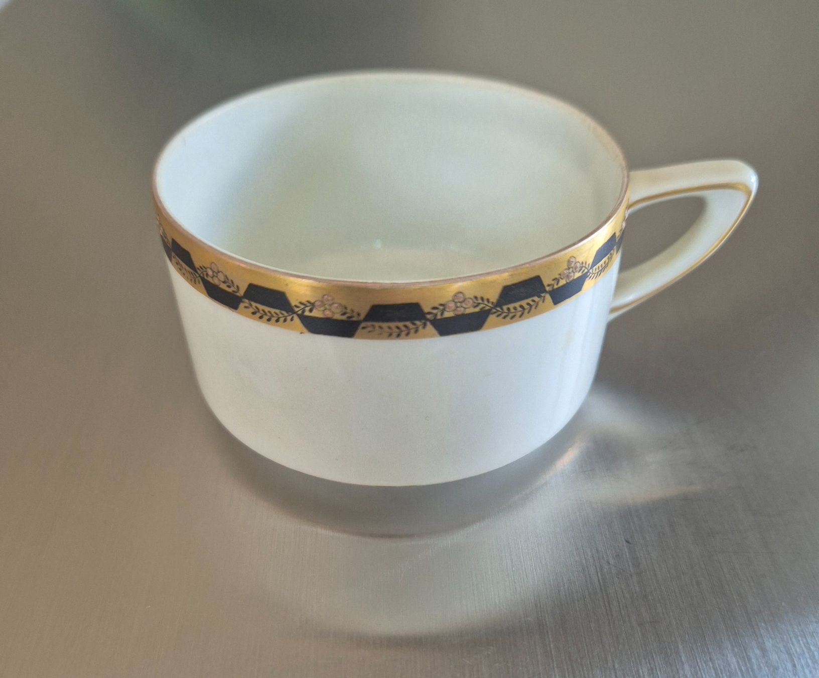 Set di piatti: Chinesisches Teeset 10 Stück – Usato da Ossingen venduto da Leyazo 1