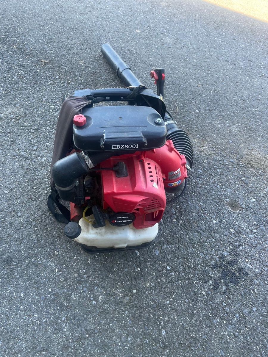 Husqvarna Soffiatori & Aspiratori per foglie: Bläser Husqvarna – Usato da Aeschi b. Spiez venduto da fab_yq2q