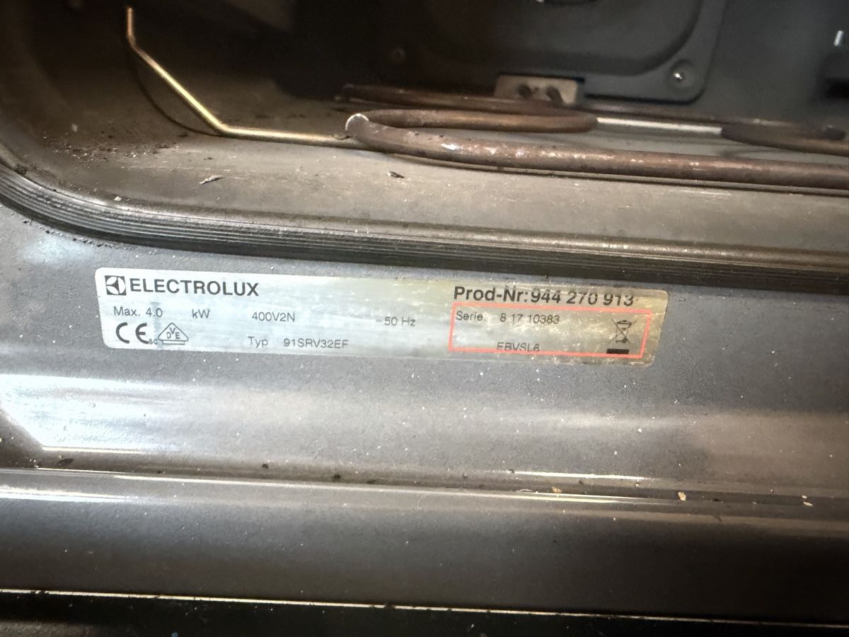 Herde: Electrolux Backofen Typ 91 SRV32EF – Gebraucht aus Rüdlingen von Lichee 8