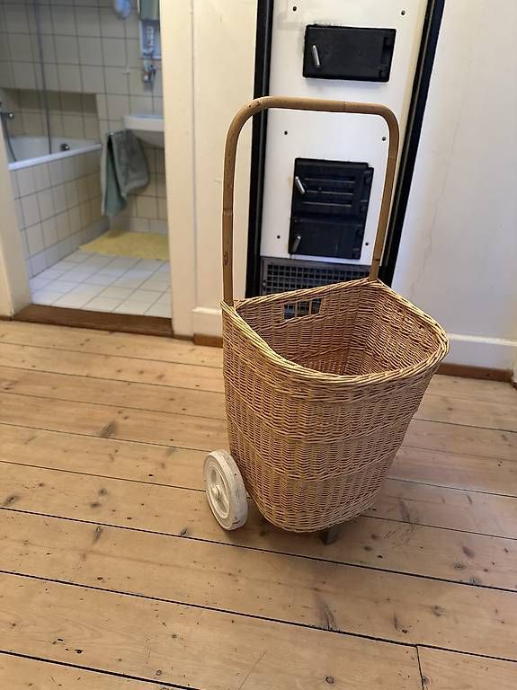 Altro per la casa: Einkaufswagen, Korbwagen – Usato da Münchenstein venduto da Vorsorge 1