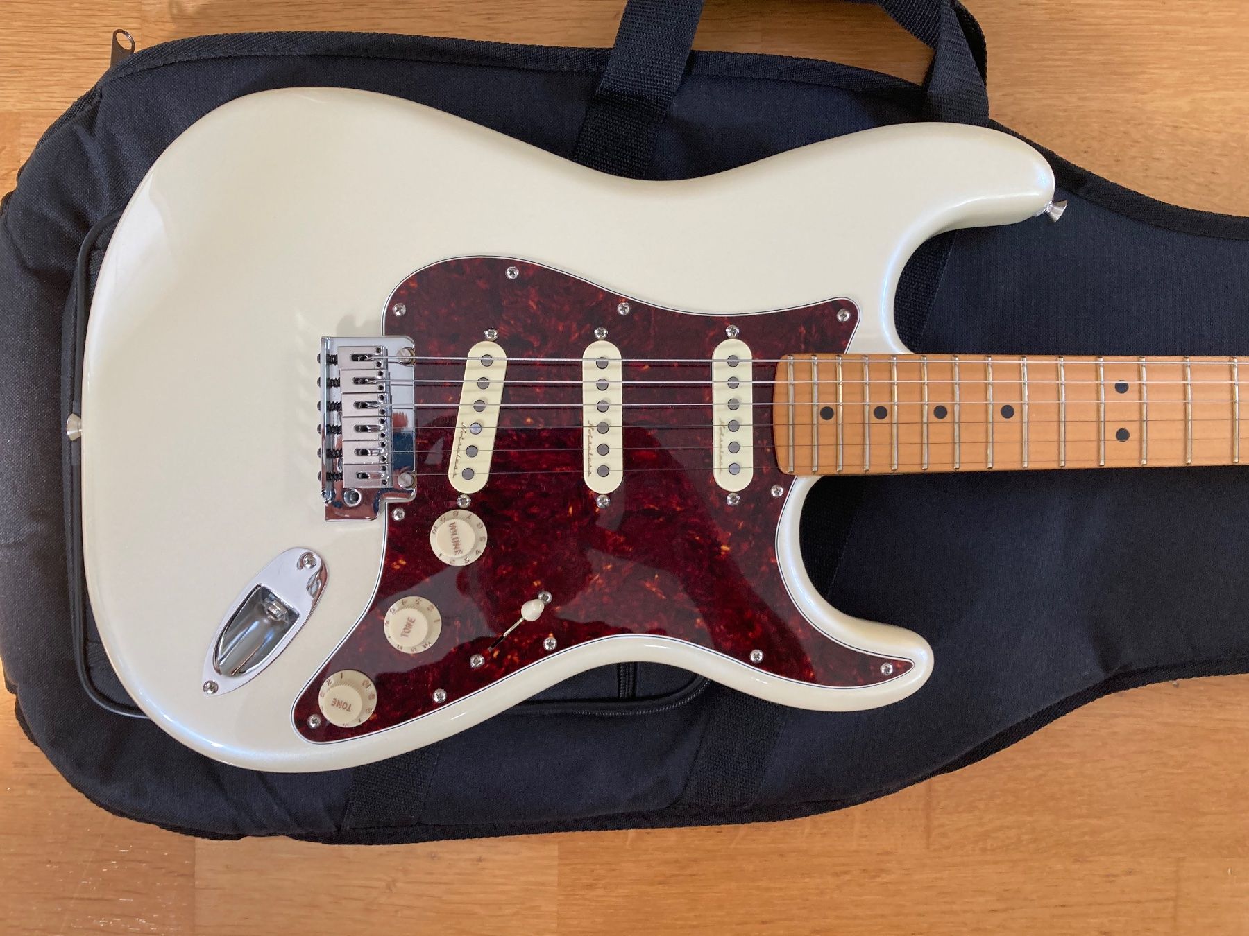 Fender Instruments de musique: Fender Stratocaster Player Plus – D'occasion à Zürich par urs_z8b2 1
