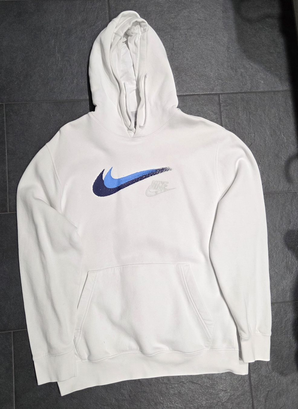 Nike Pullover & Sweatshirts: Nike Kapuzenpullover, Weiss, Grösse L – Gebraucht aus Konolfingen von Siggi_wulle