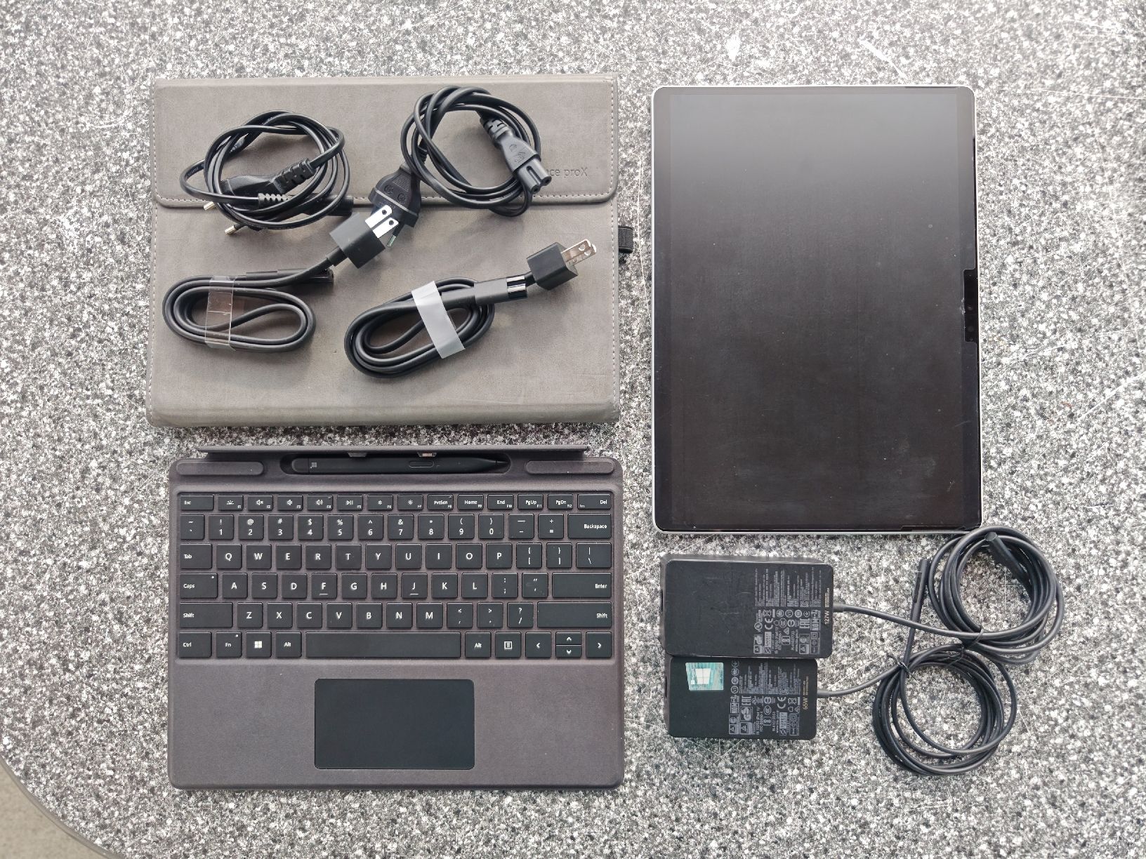 Microsoft Tablet PC: Microsoft Surface Pro X SQ2/16GB/512GB tablet + US keyboard – Usato da Untersiggenthal venduto da yuc_kf2h