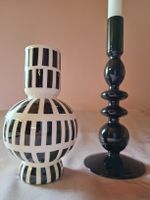 neu: Vase und Kerzenständer schwarzweiss Design