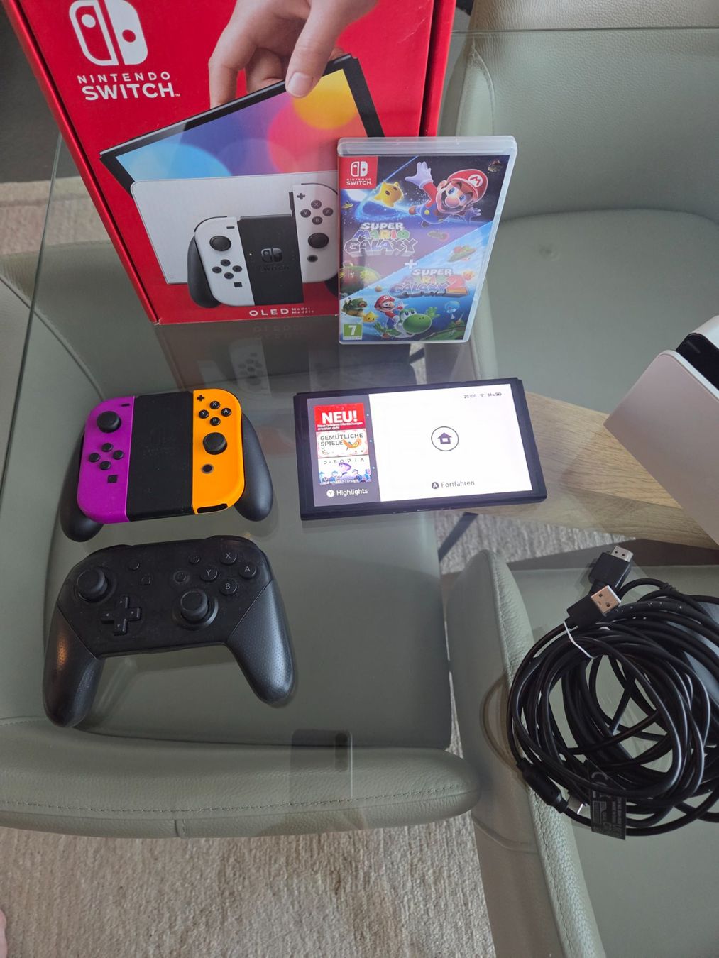 Nintendo Konsolen: Nintendo Switch OLED Super Mario Galaxy Bundle neuwertig – Gebraucht aus Luzern von schatz1990 1