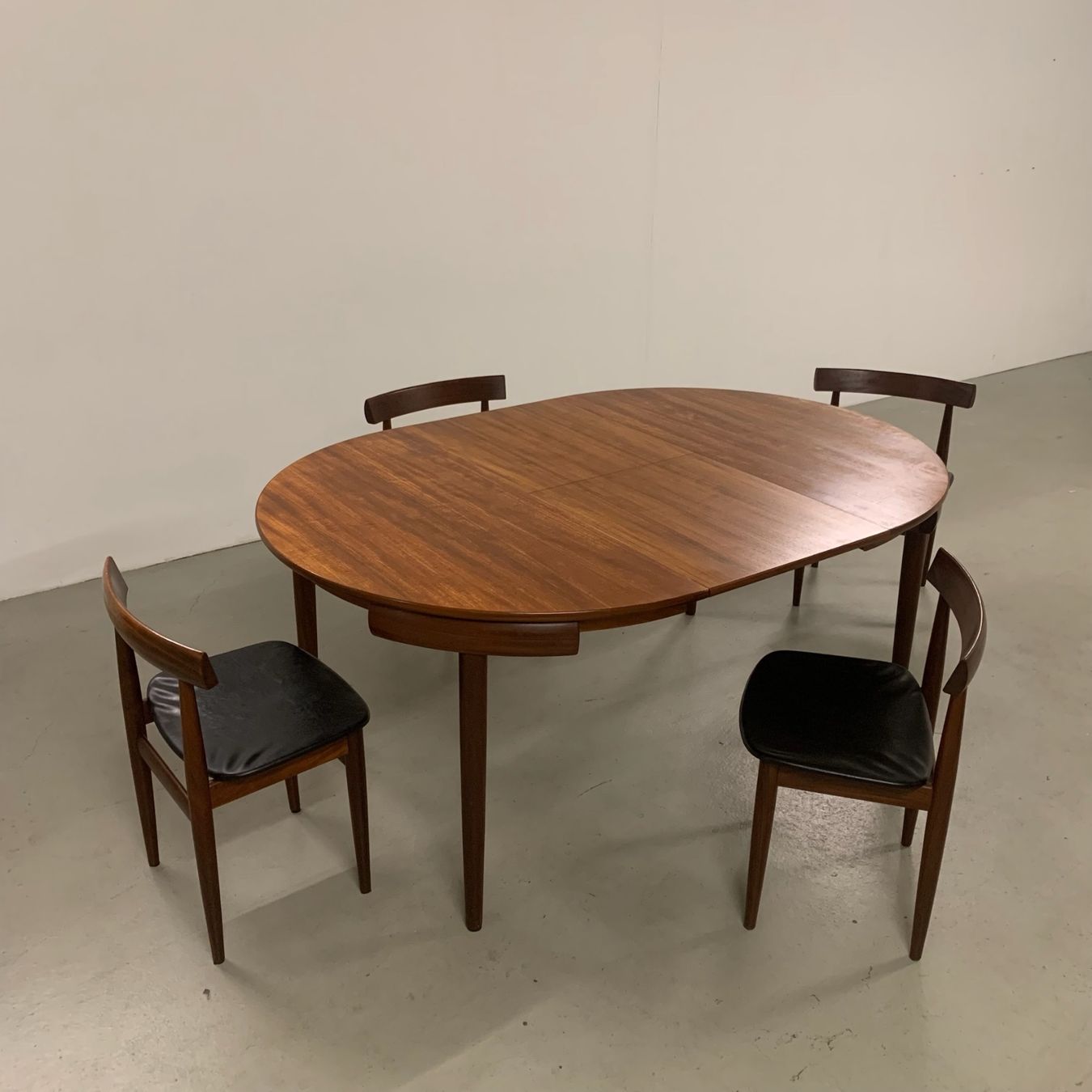 Tische: Hans Olsen Roundette Tischset Rojle 50s – Gebraucht aus Basel von MidMod20C 6