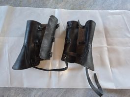 Ledergamaschen CH Armee  schwarz  Jahrgang 1964 im Set.