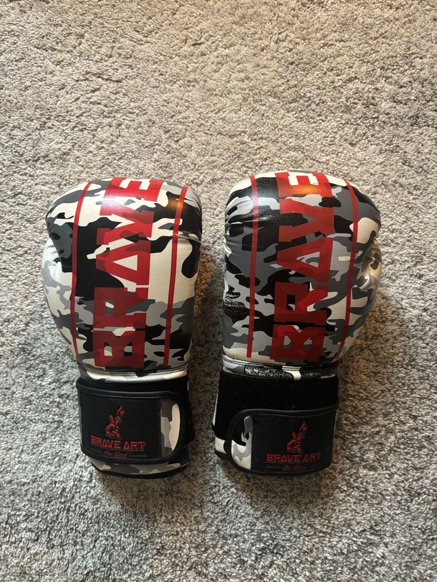 Handschuhe & Handstulpen: Gants de Boxe Brave Art 12 – Gebraucht aus Crissier von NK_VD
