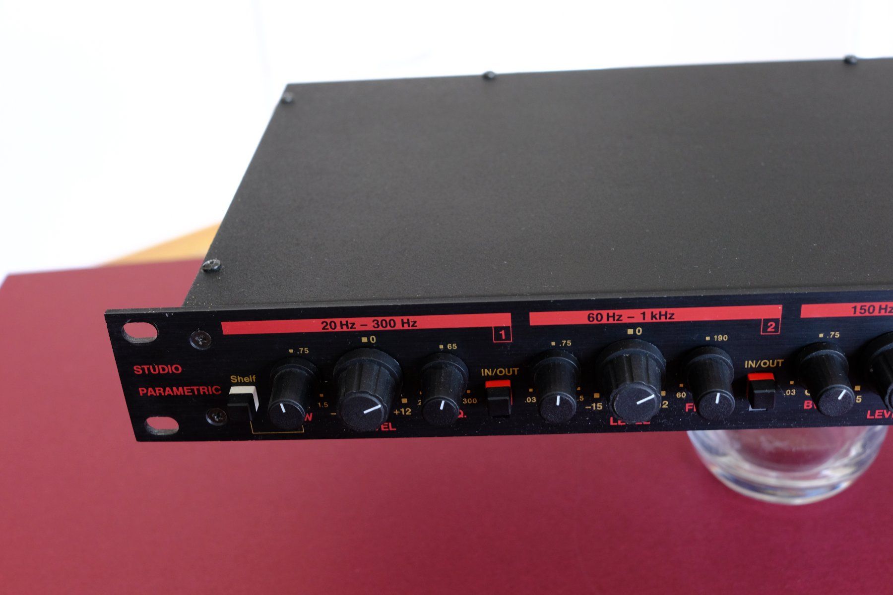 Behringer Equalizer: Parametrischer Equalizer Behringer – Gebraucht aus Bulle von Vollbeat 1