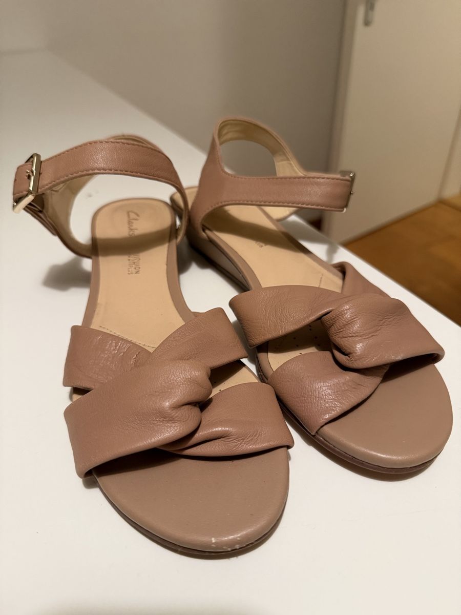 Clarks Scarpe da donna: Clarks Sandalen, Grösse 39.5, Leder. – Usato da Adliswil venduto da StephanieAnnina 1