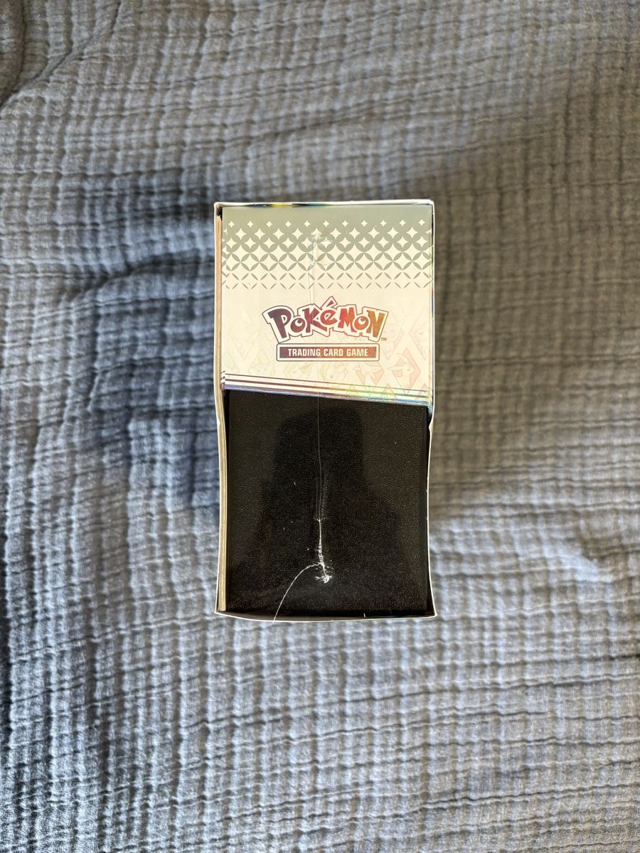 Karten: Prismatic Evolutions ETB – Neu und originalverpackt aus Marthalen von Cre_r2pb 2