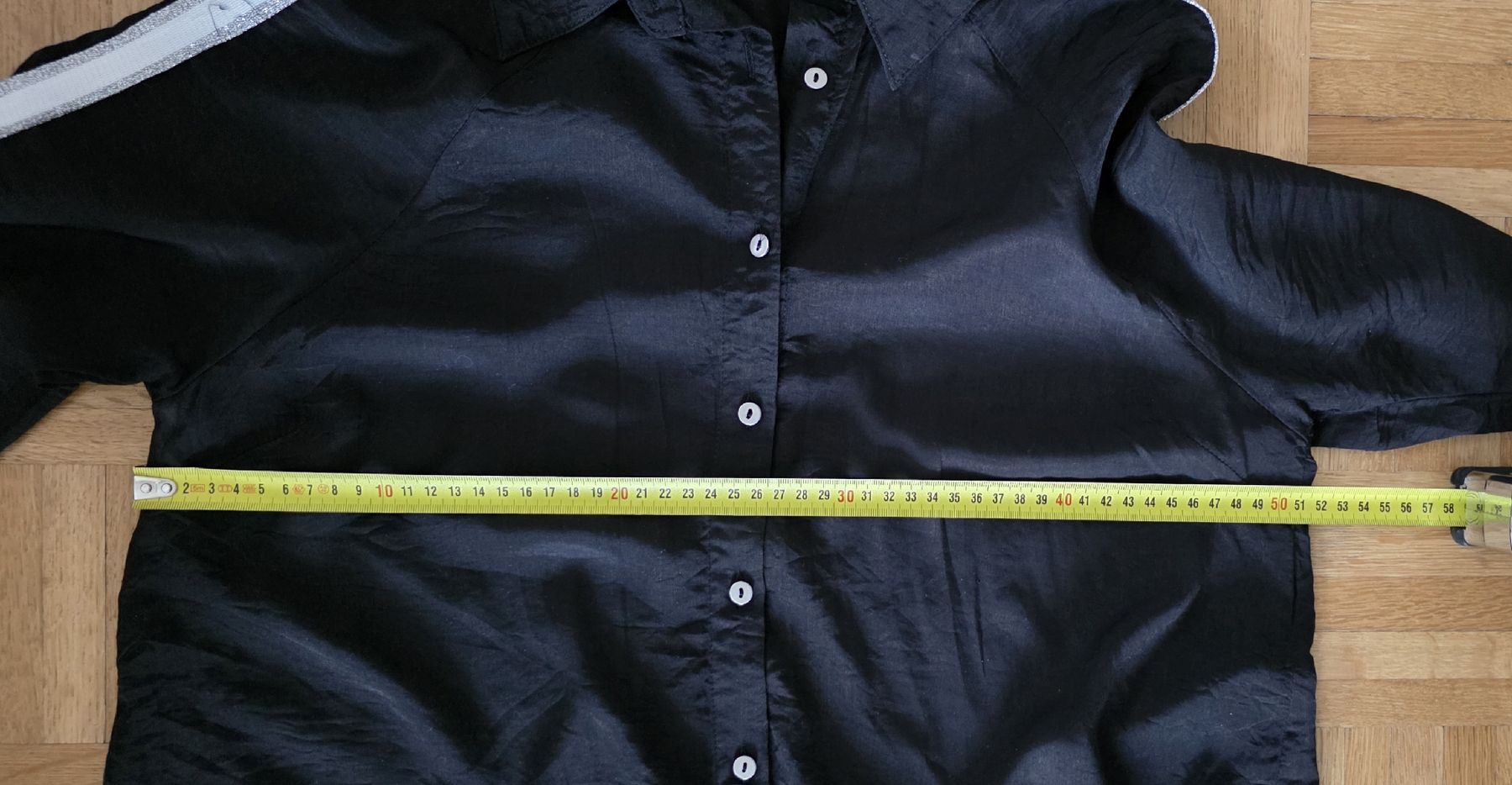 Camicette: Chemise longue noire – Usato da Yverdon-les-Bains venduto da van_dq65 4