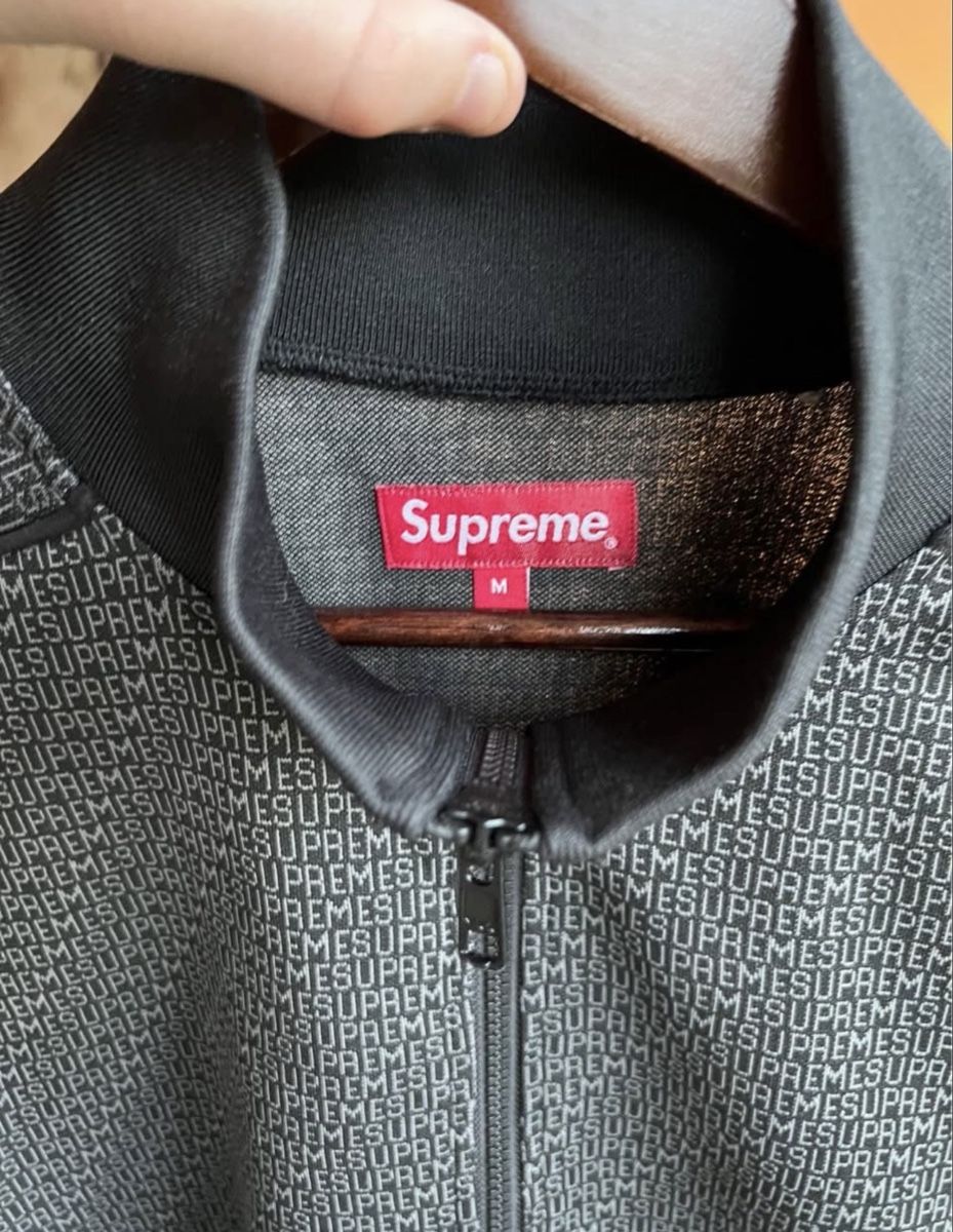 Supreme Vestes: Supreme Jacke – Neuf (Voir description) à Horw par nat_knz9 1