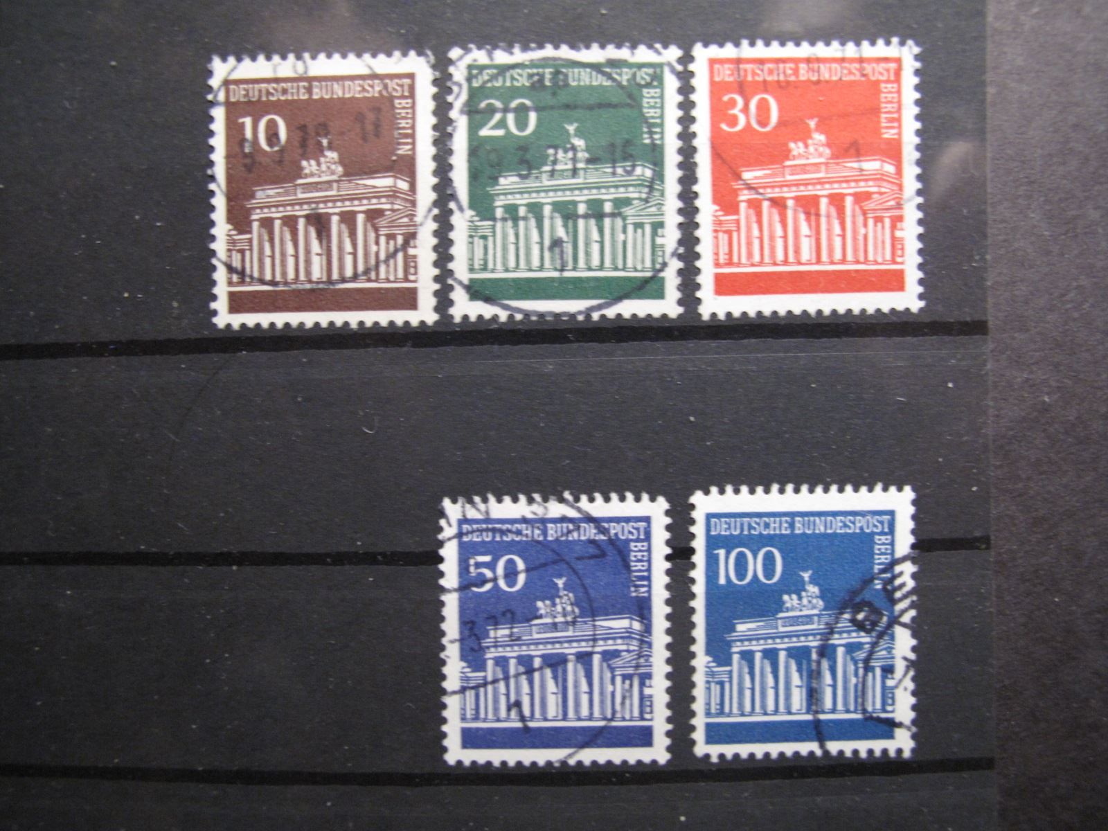 Alle Briefmarken: Berlin 1966 Brandenburger Tor gest. – Gebraucht aus Wil SG von fva01
