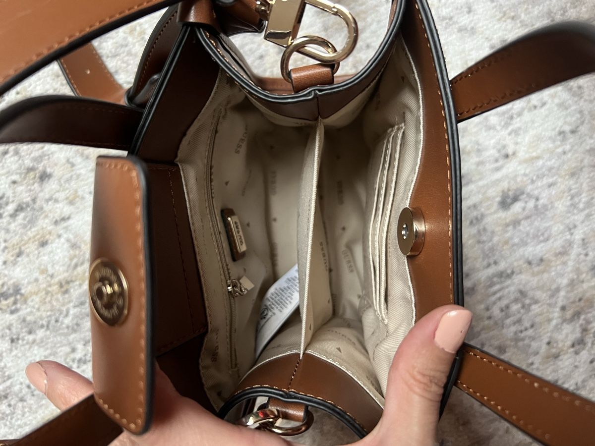 Guess Taschen für Damen: Guess braune Handtasche – Neu (gemäss Beschreibung) aus Brunnen von browneyes_007 2