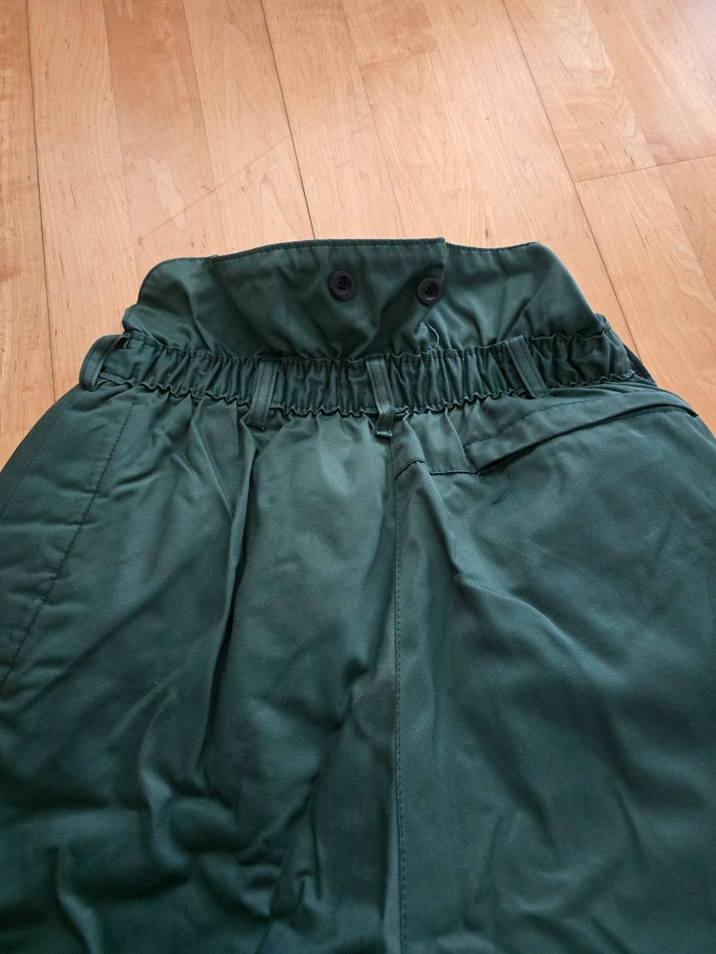 Pantaloni: Schnitthosen Größe M/S – Usato da Emmenbrücke venduto da bagger58 3