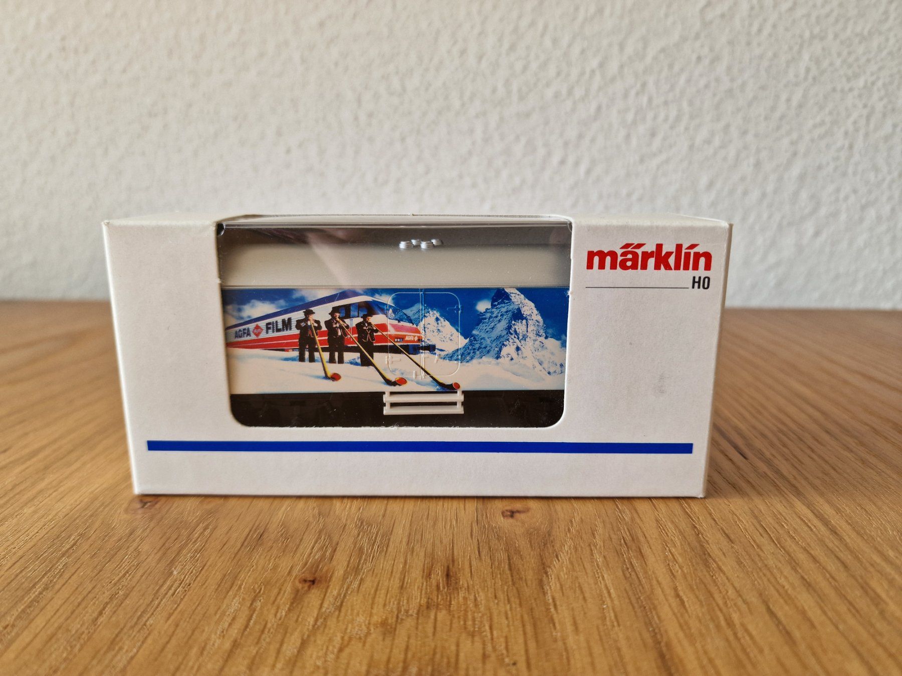 Märklin Modelleisenbahnen: Märklin Sonderwagen AGFA H0 – Gebraucht aus Matten b. Interlaken von lor_hr9w 3
