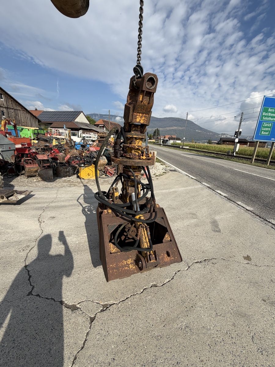 Greifer: Schalengreifer – Gebraucht aus Niederbipp von baggerch 3