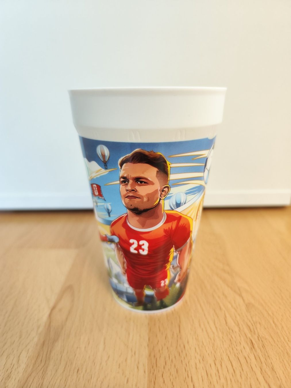 Contenitori & Simili: McDonald's WM 2026 Becher Shaqiri – Nuovo (secondo la descrizione) da Gümligen venduto da Anso79 1