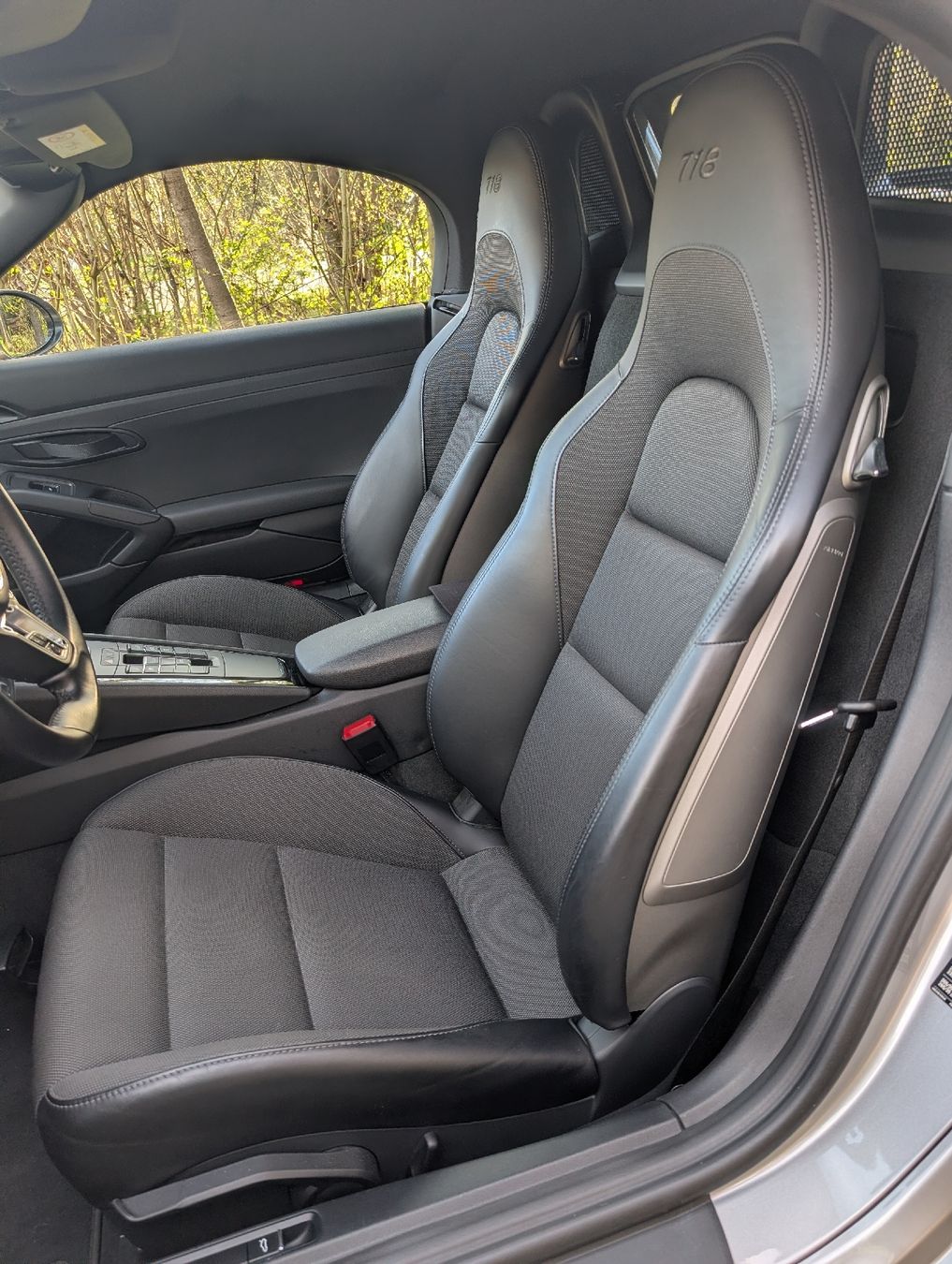 Porsche Automobili: Porsche 718 Boxster T - top Zustand – Usato da Zürich venduto da Zildjiano 6