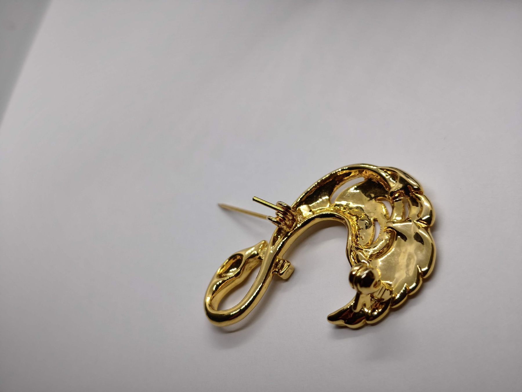Broschen & Nadeln: Brosche Schwan goldfarben mit Steinen Grösse ca 5.5cm – Gebraucht aus St. Gallen von GIULESGG 7