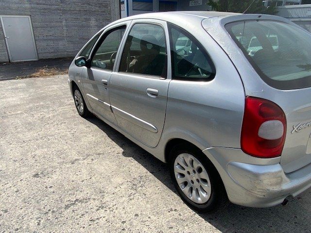Citroën Automobili: Citroën Picasso 1.8i – Usato da Lausanne venduto da OF_Lausanne 2