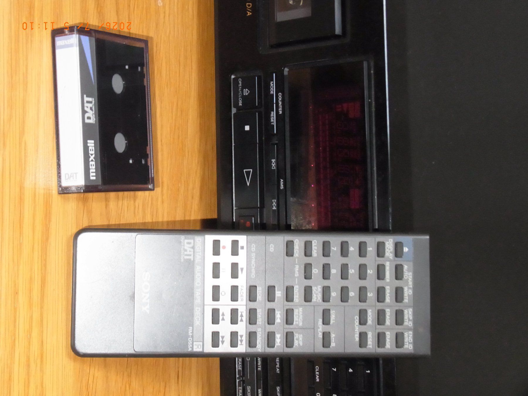 Sony Registratori: Sony DAT Recorder DTC-55ES guter Zustand – Usato da Uezwil venduto da Fauchi51 4