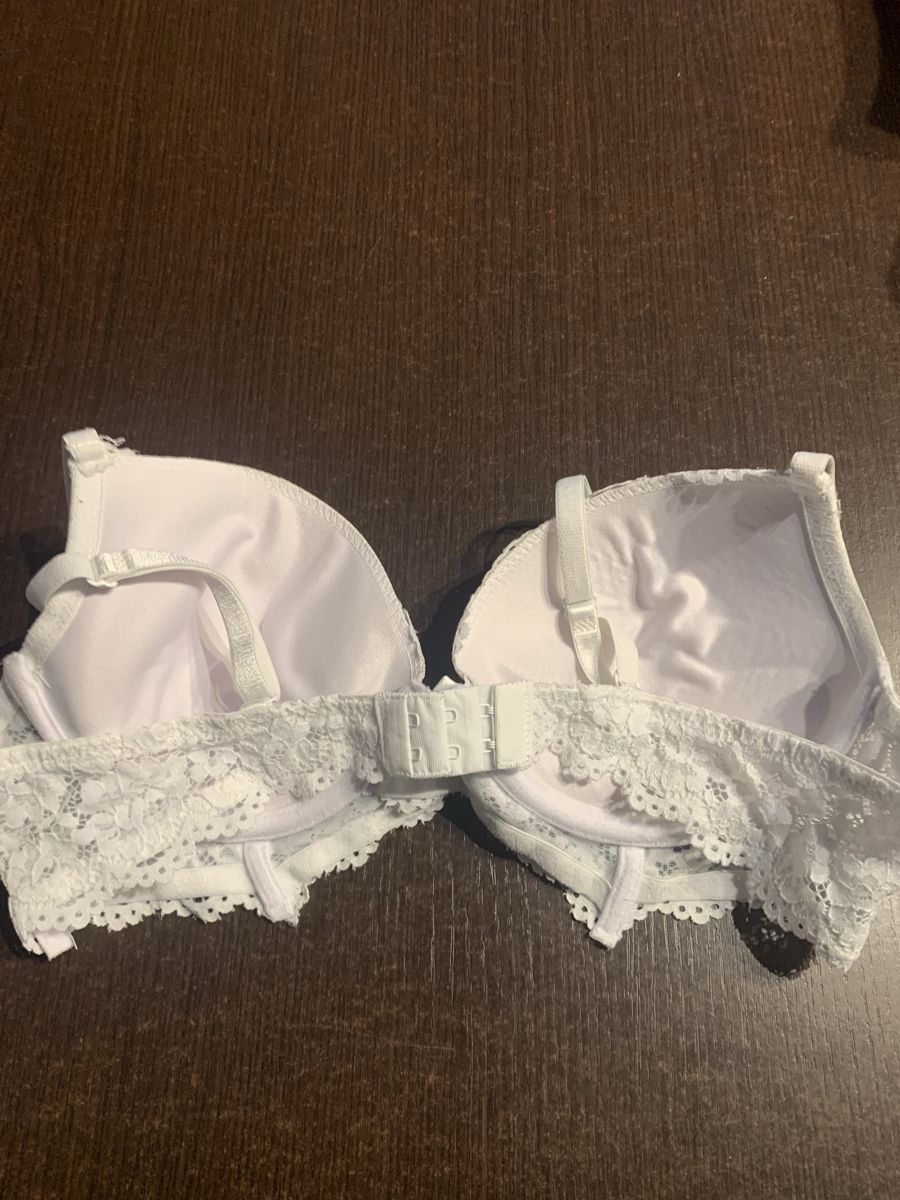 H&M Autres dessous: Soutien-Gorge H&M 75B – D'occasion à Domdidier par qatar1973 2