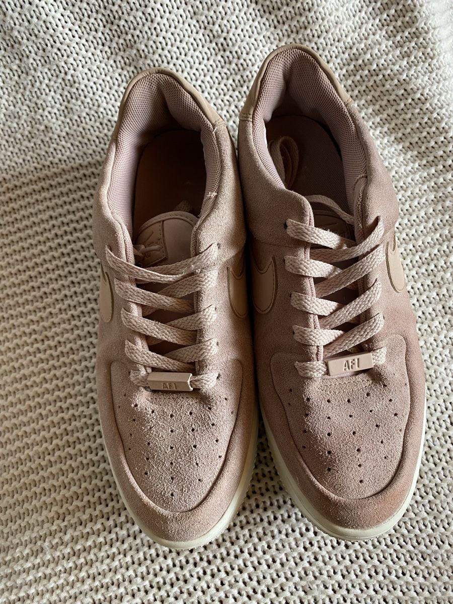 Nike Scarpe da donna: Nike Air Force 1 Sage, Taille 41. – Usato da Geneve venduto da Monthoux13