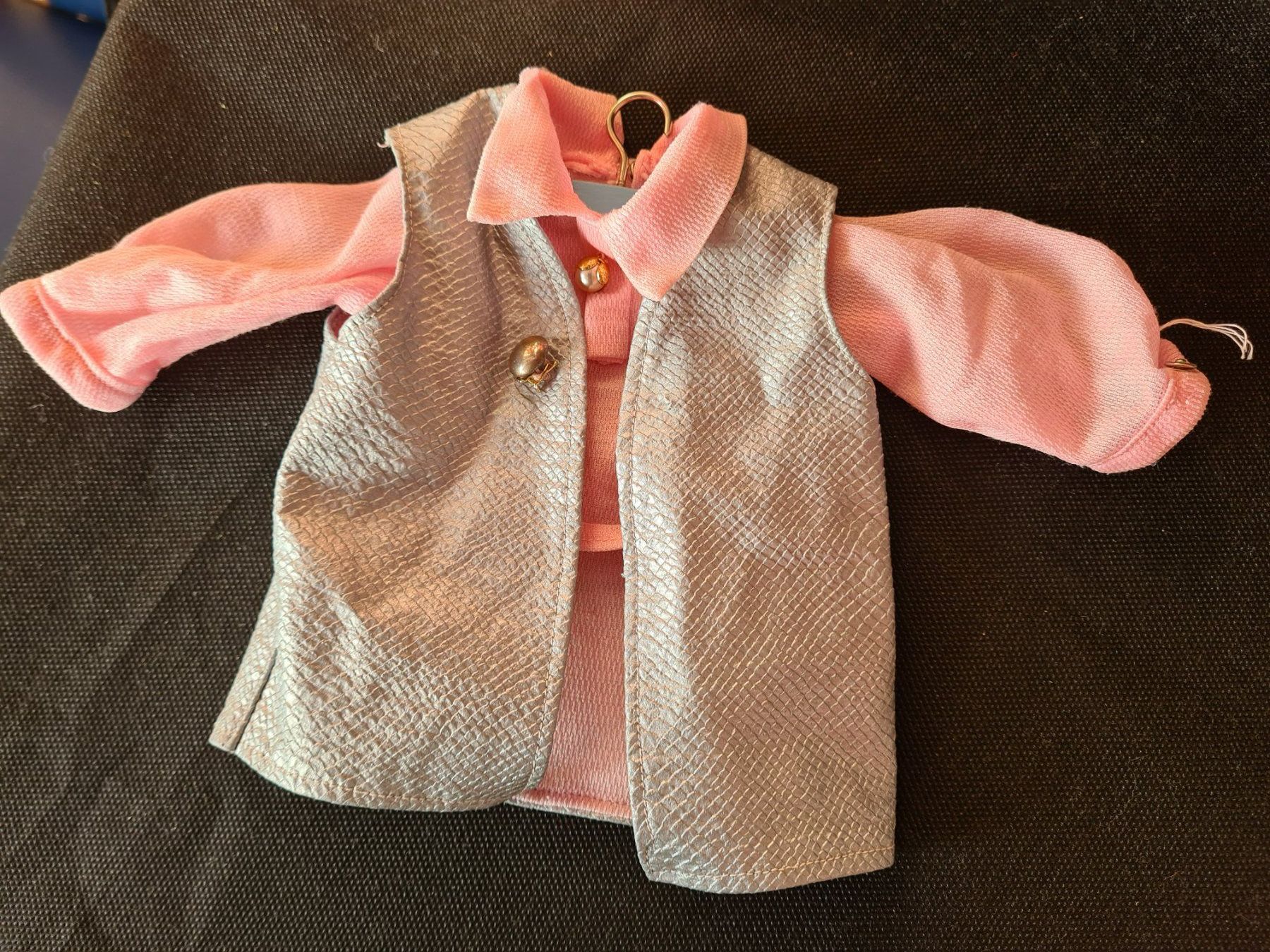 Sasha Morgenthaler Bambole: Sasha-Puppenkleider Set Weste mit Bluse – Usato da Münchenbuchsee venduto da babilibern 2