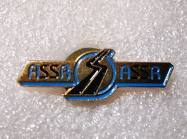 Ansteckpin 11: ASSR