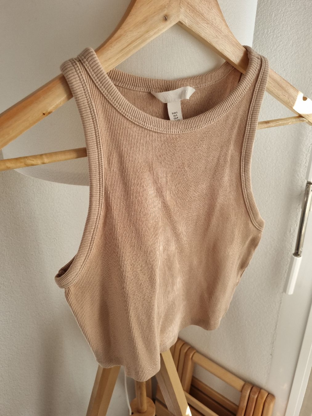 H&M Tops: H&M Beige Crop Top – Neu (gemäss Beschreibung) aus Aigle von Smagbrelle18 1