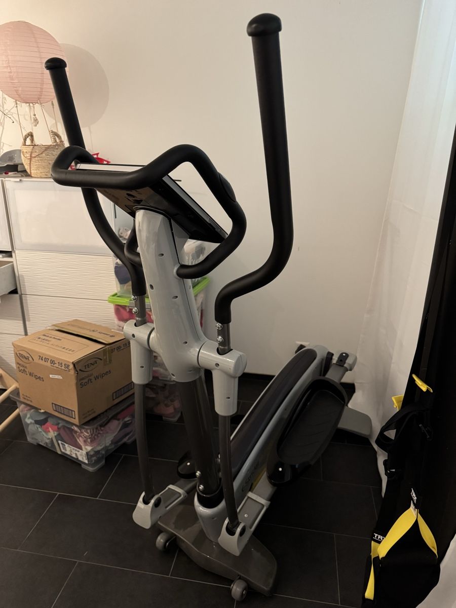 Hometrainer: BodySculpture Crosstrainer – Usato da Kloten venduto da jolo92 6