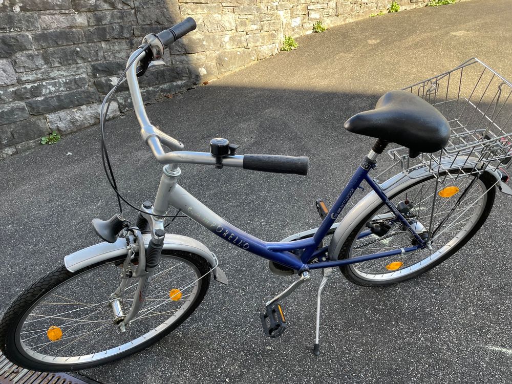 Elegantes Fahrrad Fr 4 Jahre Bild