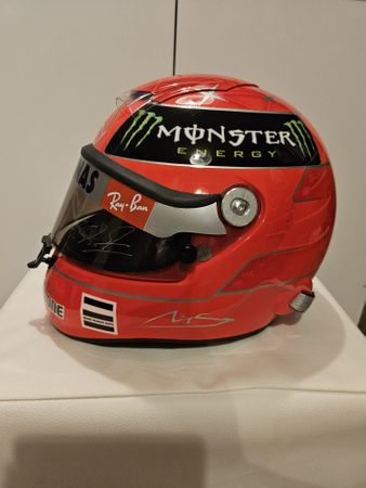 Schumacher Michael Helm (Original Replica) signed