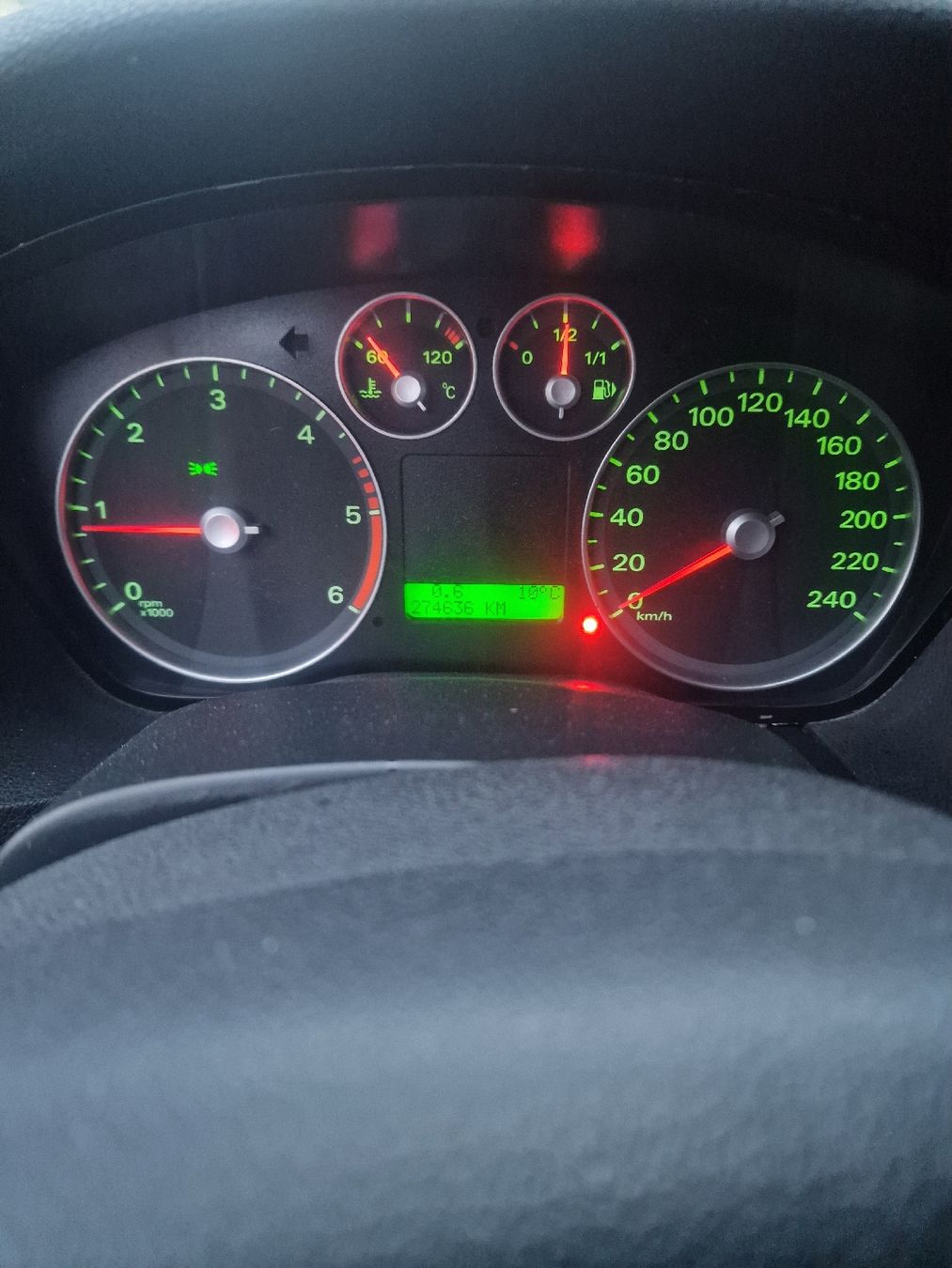 Ford Autos: Ford Focus 1.6 TDCI – D'occasion à St. Gallen par Mladjaa21 5