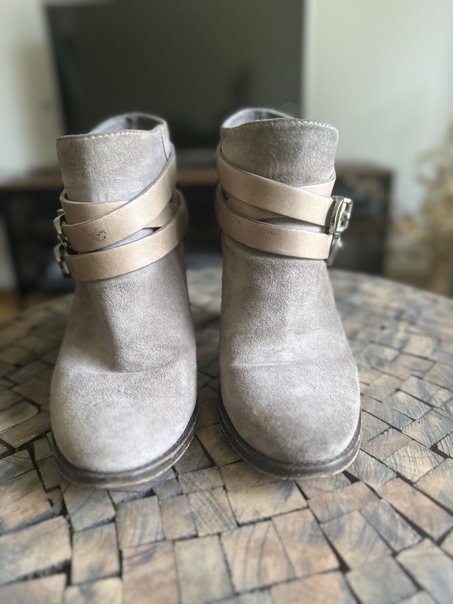 Jimmy Choo Scarpe da donna: Jimmy CHOO | Stiefeletten | Gr. 36.5 – Usato da Kilchberg ZH venduto da nad_6dwp 1
