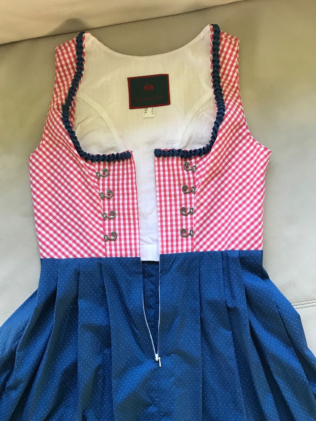 Robes: Dirndl von Reitmayer, Gr.40 – D'occasion à Hittnau par Noppi 6
