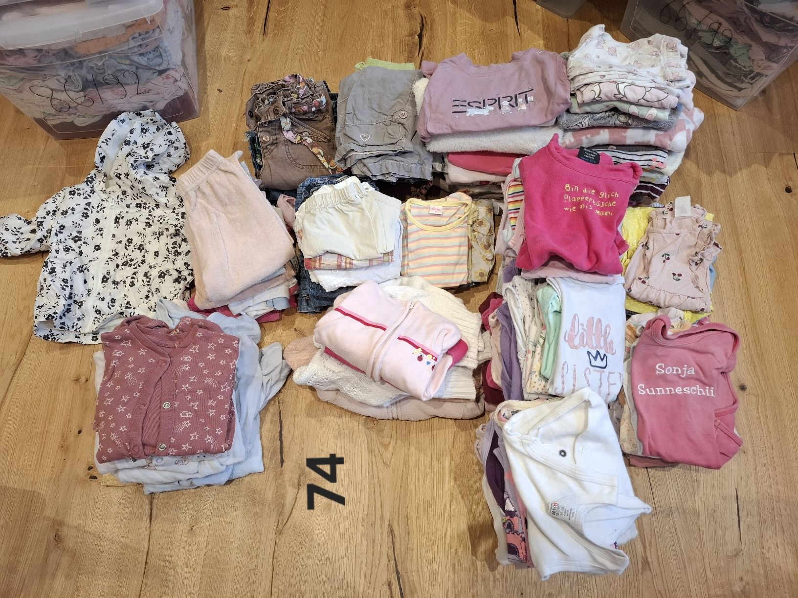 Kleiderpakete & -sets: Mädchenkleider Grösse 68/74 – Gebraucht aus Laupen ZH von flower_97 1