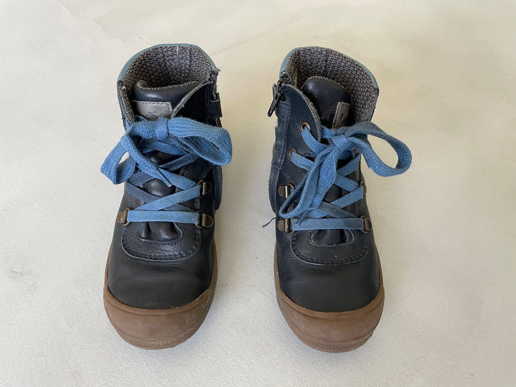 Herrenschuhe: Leichte Winterschuhe, 30 – Gebraucht aus Siebnen von Nulu12 4
