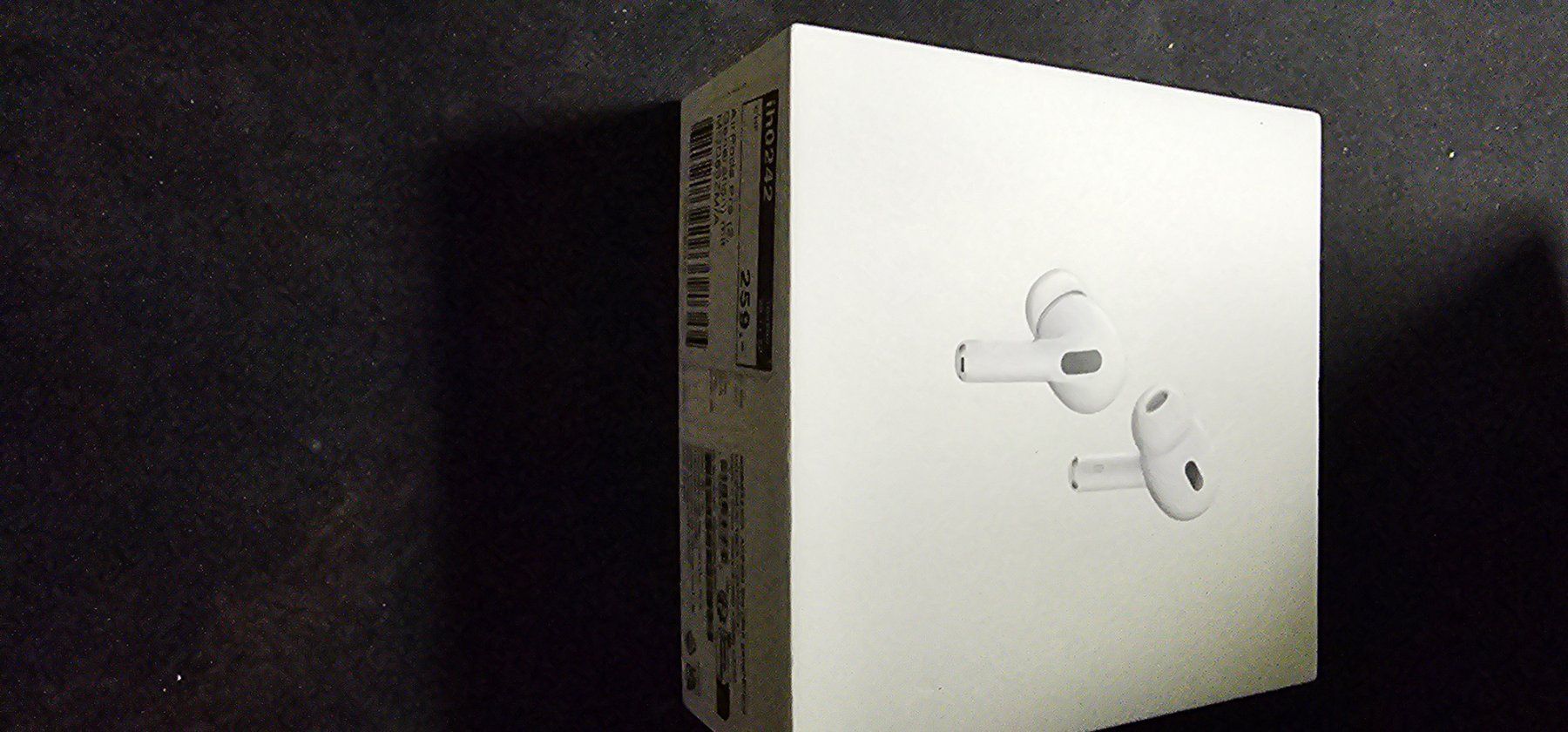 Apple Casques audio: Apple AirPods Pro 2 mit Ladecases und lade kabel – D'occasion à Bäretswil par ema_b7vf 2