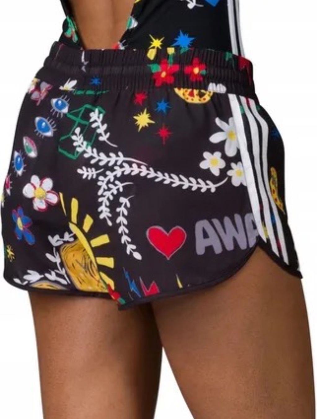 Adidas Pantaloni: Adidas Pharrell Williams Shorts M – Usato da Lausanne venduto da Nat_Sha 7
