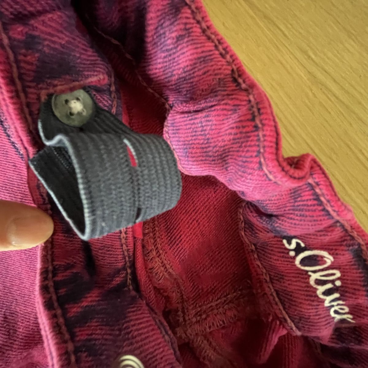 Pantaloni: 3 Jeanshosen 134 – Usato da Oetwil am See venduto da mar_t7ct 7