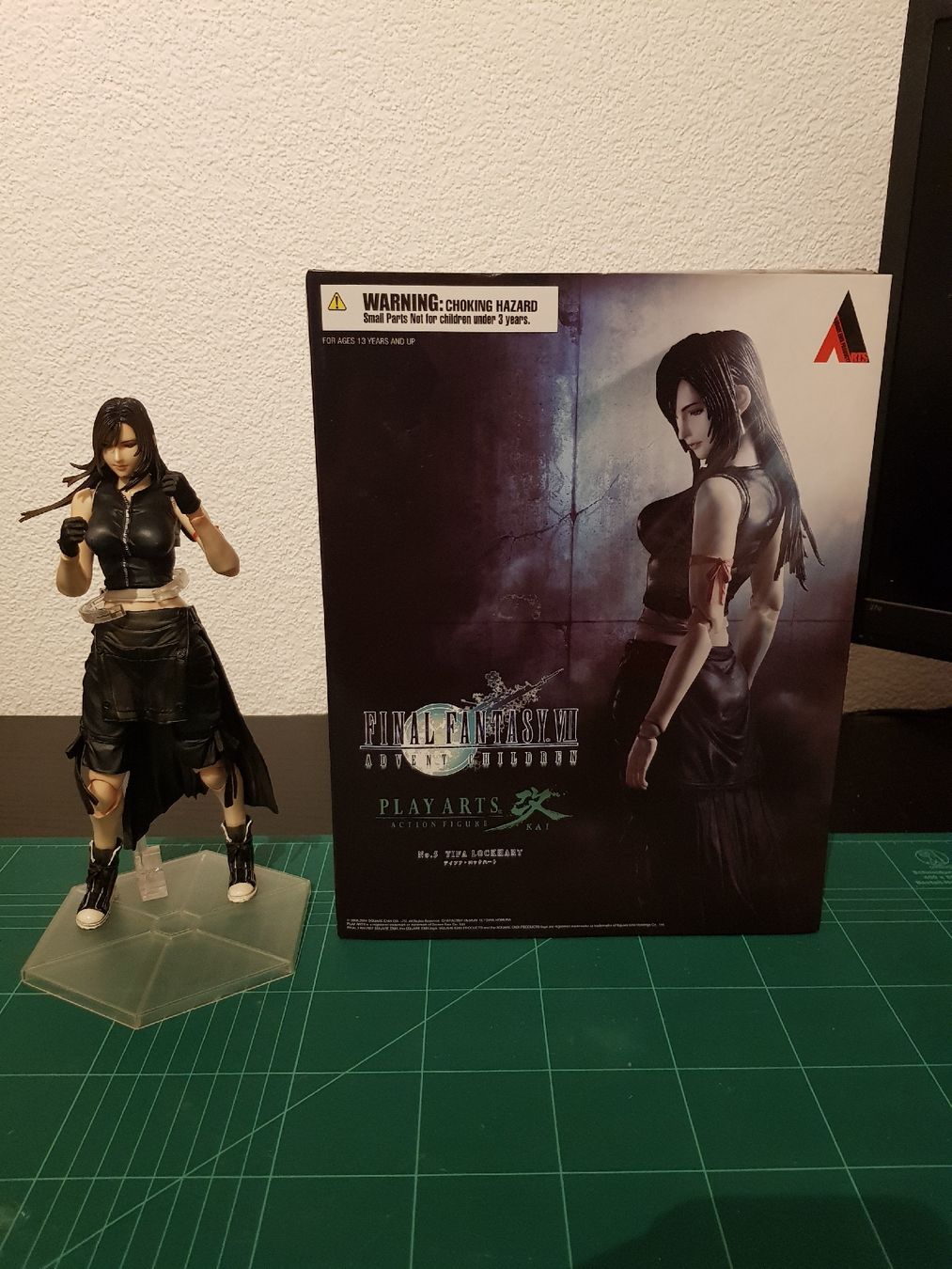 Statuette: Play Arts Action Figure Tifa Lockhart – Usato da Niedergösgen venduto da Kamui8 4