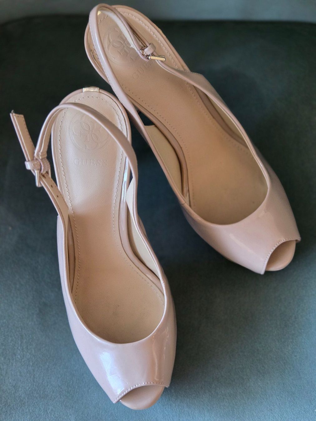 Guess Damenschuhe: GUESS nude Slingpumps Gr. 38 – Gebraucht aus Emmen von GrabandGo