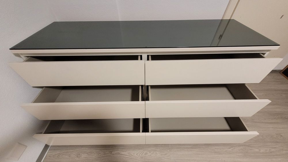 Spannende Kommode Mit Glasplatte Bild
